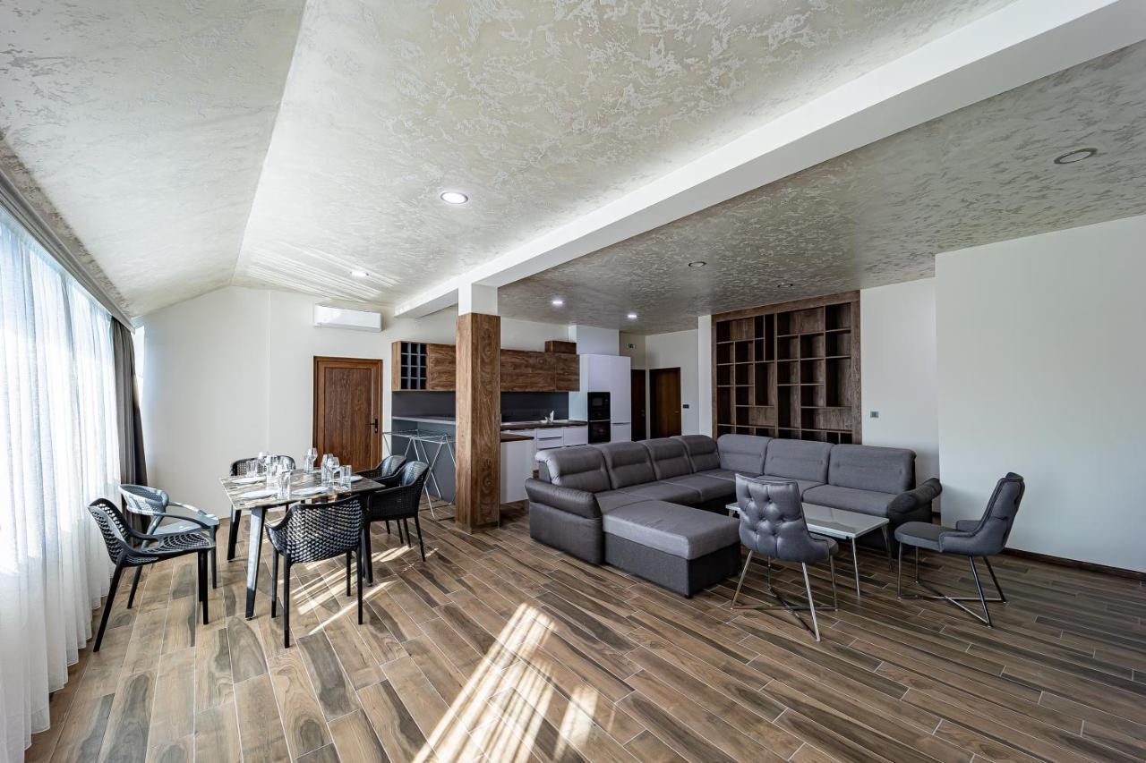 Villa Euphoria Ridovo ภายนอก รูปภาพ
