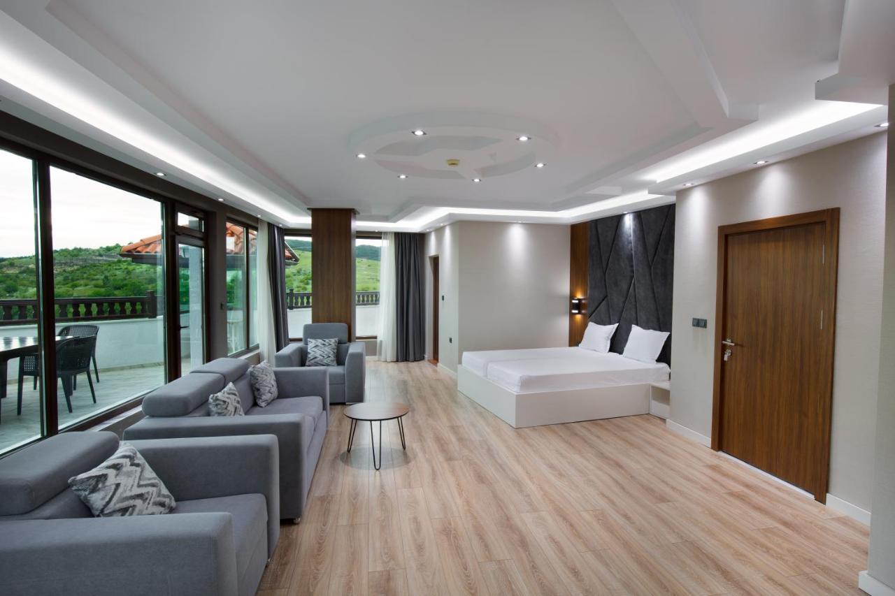 Villa Euphoria Ridovo ภายนอก รูปภาพ